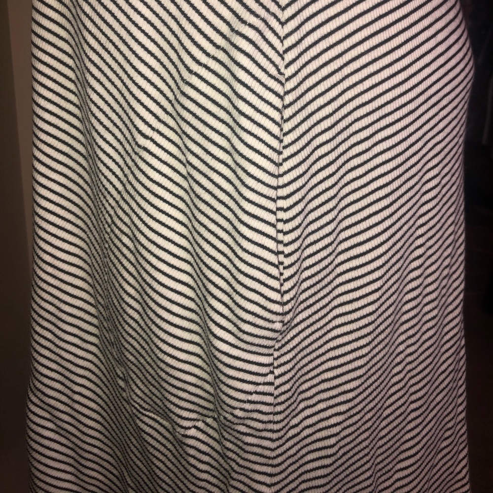 Soprano white/black stripe M dress with pockets! - Picture 7 of 7